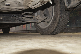 2015款启辰R50X 1.6L自动豪华版