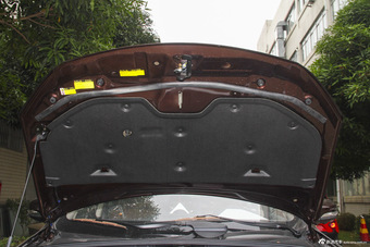 2016款比亚迪S7 2.0T自动旗舰型Plus