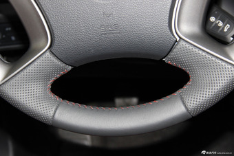 2015款海马S5 1.5T手动豪华型运动版