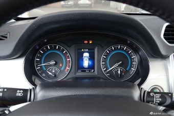 2017款哈弗H2 1.5T自动两驱精英型红标