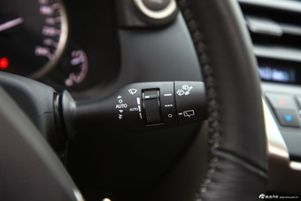 2015款雷克萨斯NX 2.0T自动200t全驱锋尚版