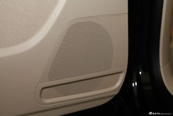 2013款迈腾1.8TSI领先型