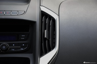 2016款吉利金刚三厢1.5L手动进取型 国IV