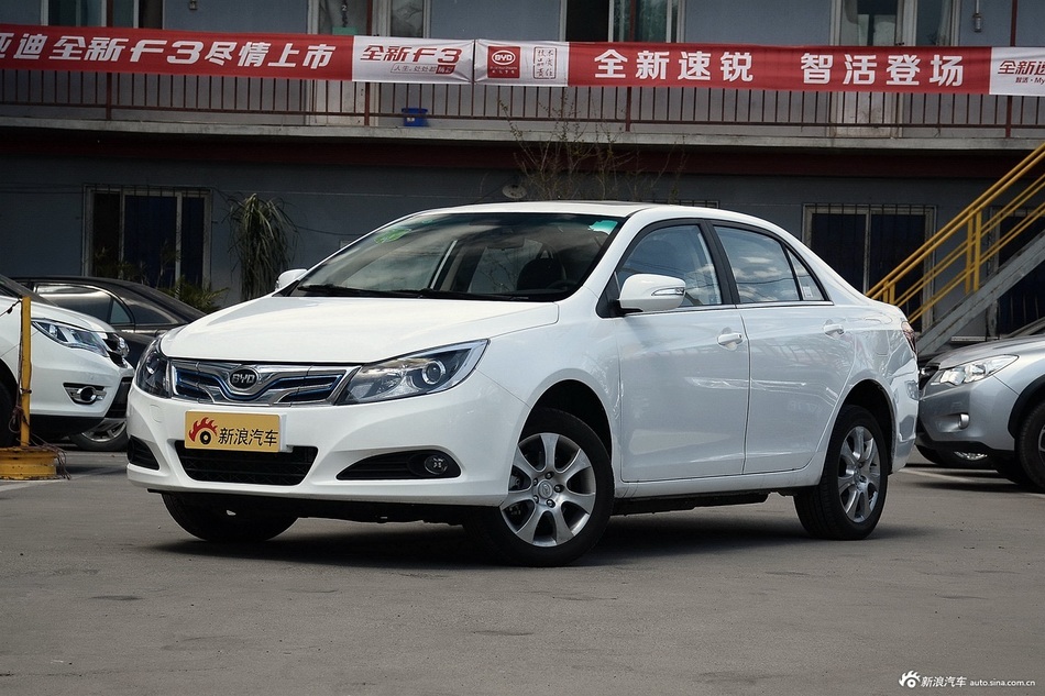 2016款比亚迪e5豪华型