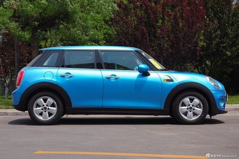 2015款MINI ONE 1.2T手动五门掀背