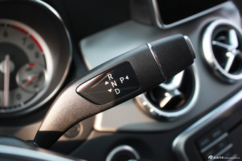 2015款奔驰CLA220 到店实拍