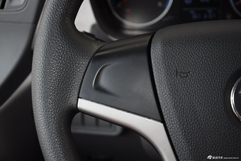 2015款图雅诺2.8T短轴商运版