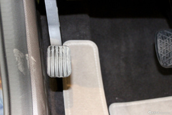 2013款奔驰GLK300 4MATIC 动感型（天窗版）到店实拍