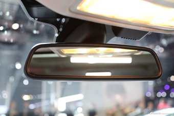 2015上海车展：捷豹XJL