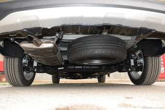 2016款宝骏730 1.5L手动标准版5座