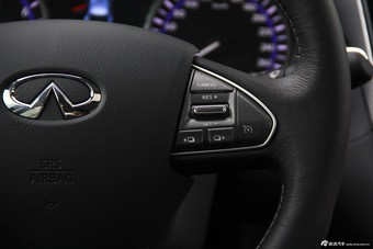 2015款英菲尼迪Q50L 2.0T自动悦享版