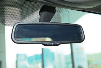 2014款传祺GS5 2.0L自动两驱周年增值版