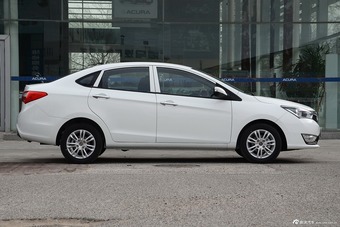 2016款海马M3 1.5L自动舒适型