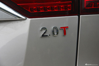 2015款众泰T600 2.0T自动尊贵型