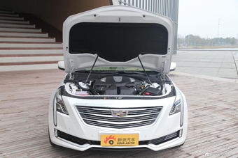 2016款CT6 3.0T自动40T铂金版