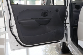 2012款乐驰1.0 P-TEC手动优越型