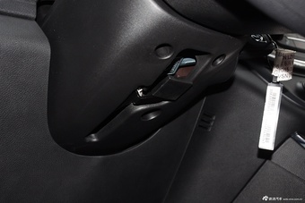 2015款宝骏560 1.8L手动精英型