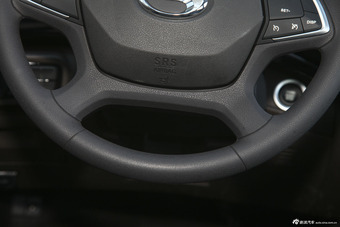 2015款传祺GS4 1.3T自动200T G-DCT精英版