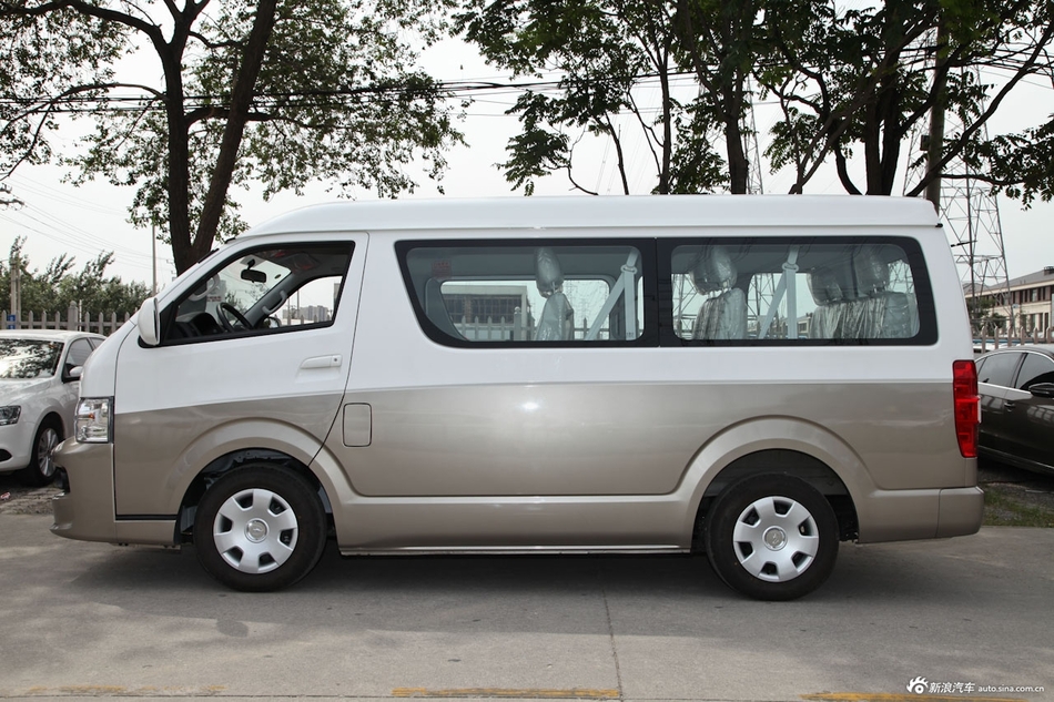 2013款金杯新海狮2.2L豪华型V22