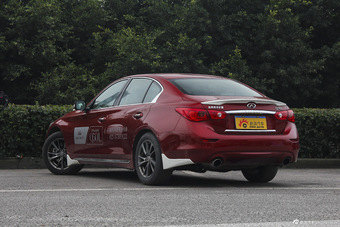 2015款英菲尼迪Q50L 2.0T自动豪华型