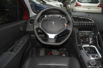 2015款标致3008 1.6自动THP罗兰·加洛斯版