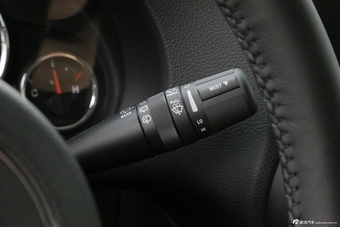 2014款牧马人2.8TD撒哈拉四门版