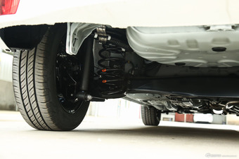 2014款YARiS L 致炫1.3L手动魅动版