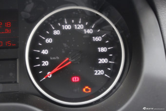 2015款东风风神L60 1.6L 手动新享型