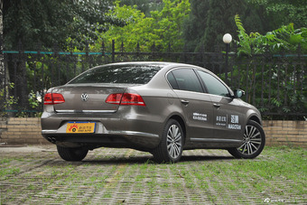 2015款迈腾2.0TSI旗舰型