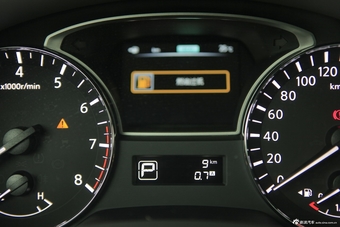 2013款天籁2.0L XL舒适版