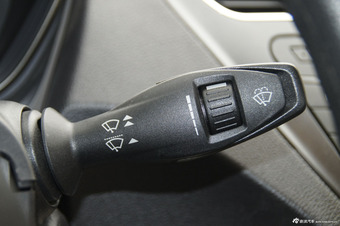 2015款福睿斯1.5L手动舒适型