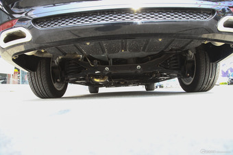 2015款海马福美来1.6L自动品尚型