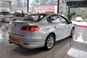 2011款骏捷FSV 1.5L手动精英