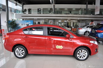 2012款中华H230 1.5自动天窗版