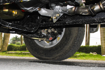 2015款中兴威虎TUV 2.5T手动柴油四驱豪华型