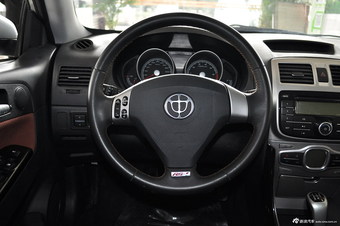 2011款骏捷FSV 1.5L手动精英