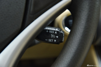 2015款YARiS L致炫1.5G自动炫动天窗特别版