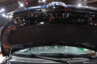 2013款瑞风M5 2.0T自动公务版