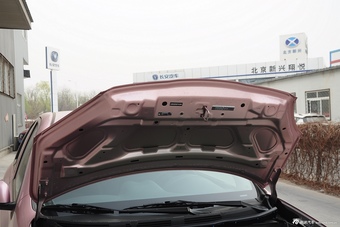 2015款玛驰1.5L自动易智版