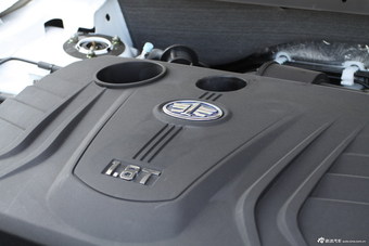 2015款奔腾X80 1.8T自动运动型