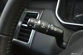 2015款揽胜运动版3.0 V6 SC HSE Dynamic