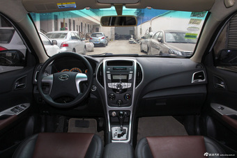 2015款比亚迪全新F3节能版1.5L自动豪华型图片