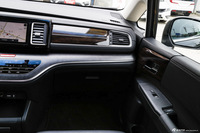 2016款艾力绅2.4L自动豪华版