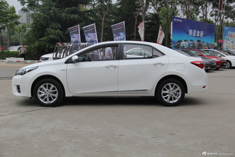 2014款卡罗拉1.6L手动GL-i真皮版