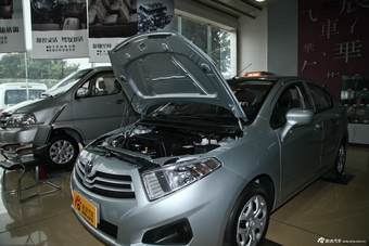 2012款中华H230 1.5L手动舒适型
