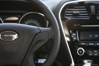 2015款传祺GS5 Super 2.0L手动两驱舒适版