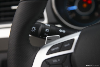 2015款绅宝X65 2.0T自动精英型