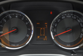 2015款赛欧3 1.3L手动理想版