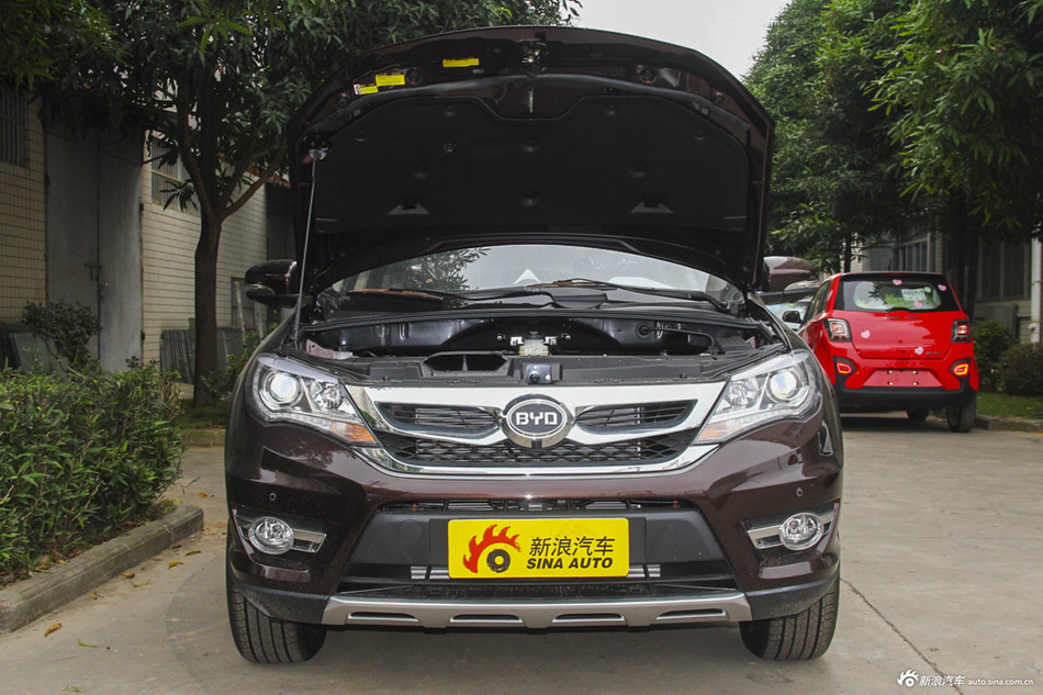 2016款比亚迪S7 2.0T自动旗舰型Plus