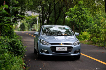 2015款科鲁兹1.4T自动旗舰版